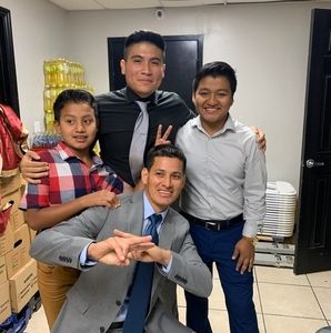 Meet your Posher, Erick tejada